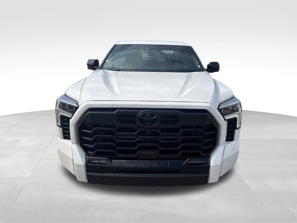 2026 Toyota Tundra Limited - Photo 9