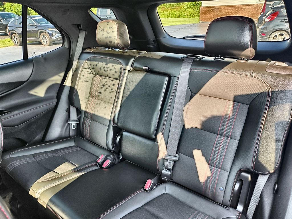 2022 Chevrolet Equinox RS - Photo 24