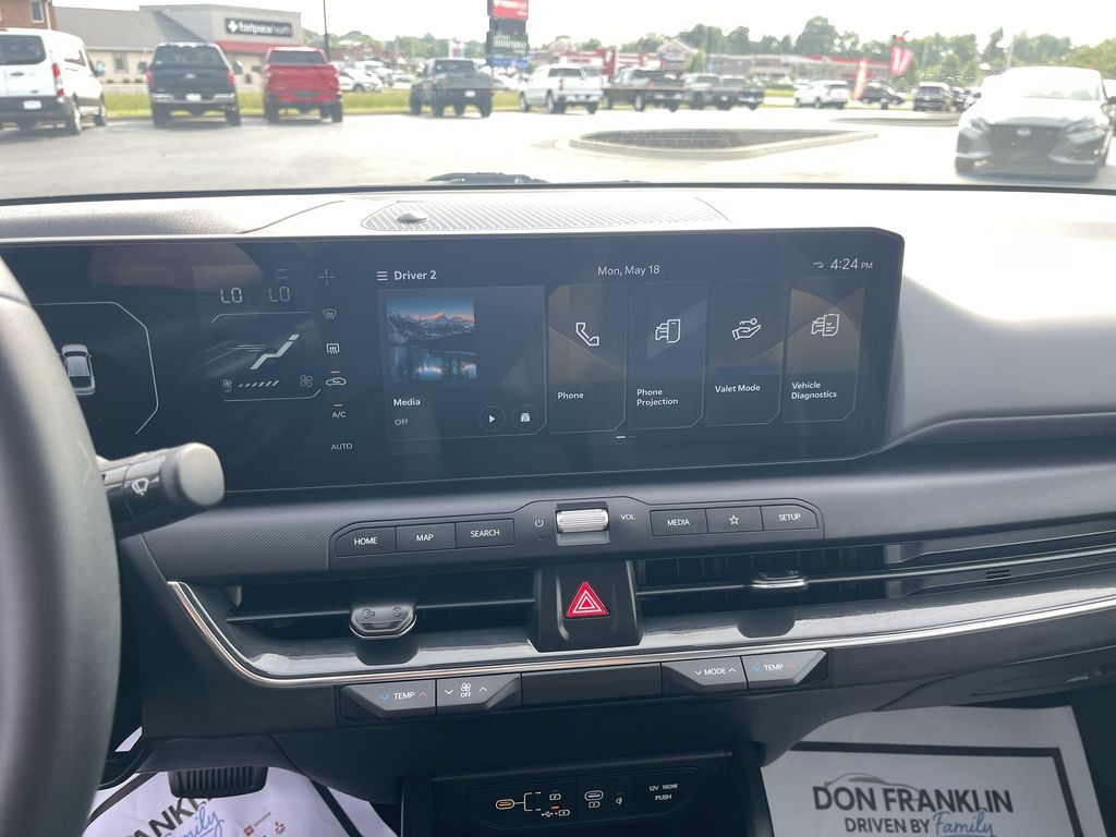 2025 Kia K4 EX - Photo 17