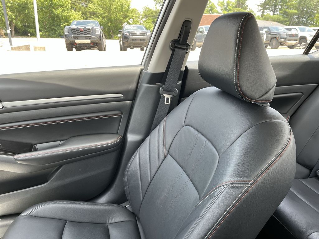 2023 Nissan Altima SR - Photo 25