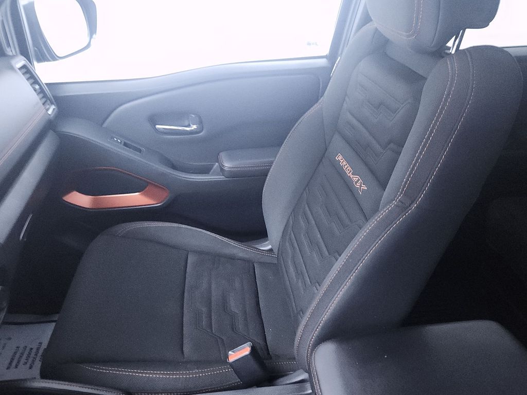 2023 Nissan Frontier PRO-4X - Photo 22