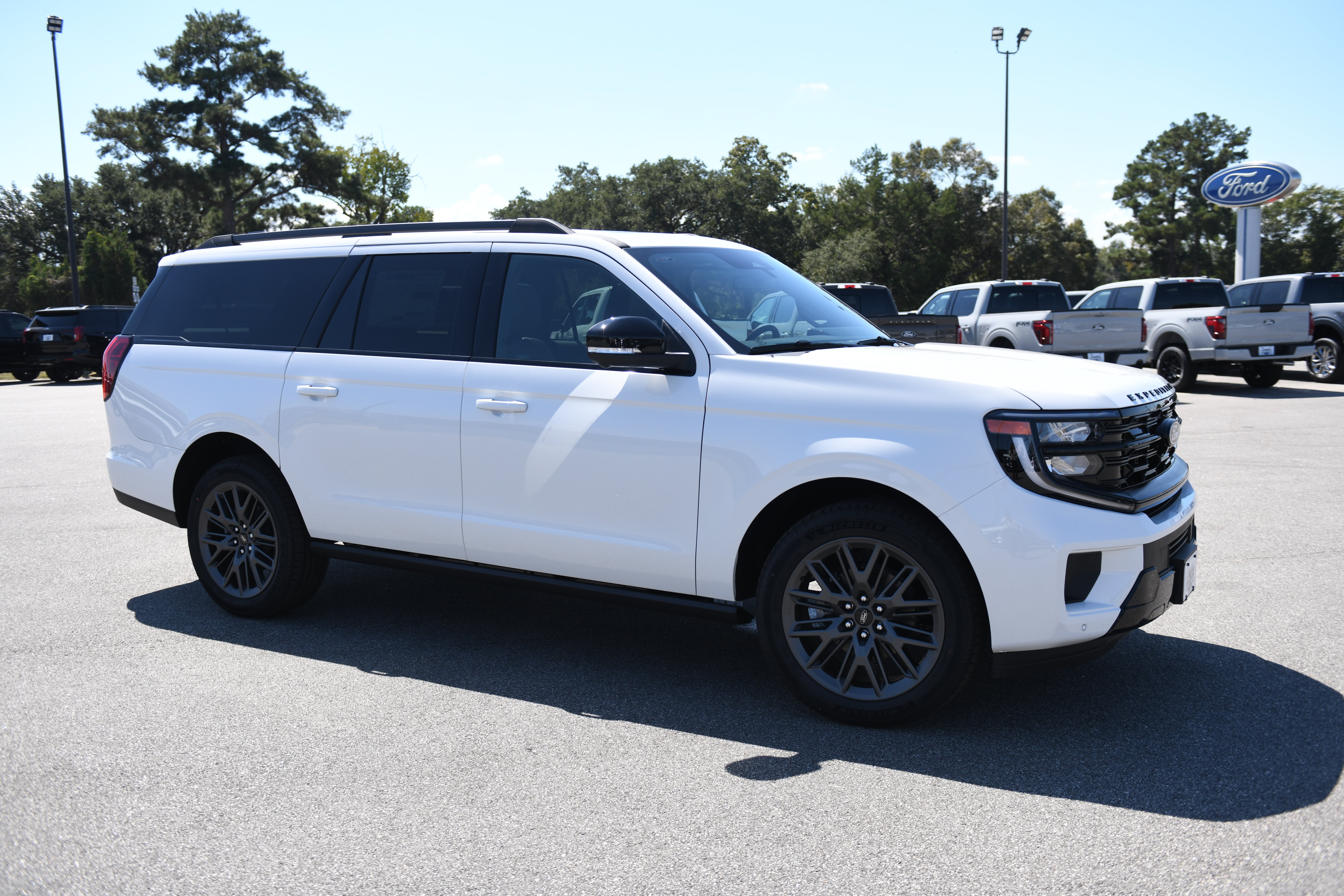 2027 Ford Expedition Max Platinum SUV