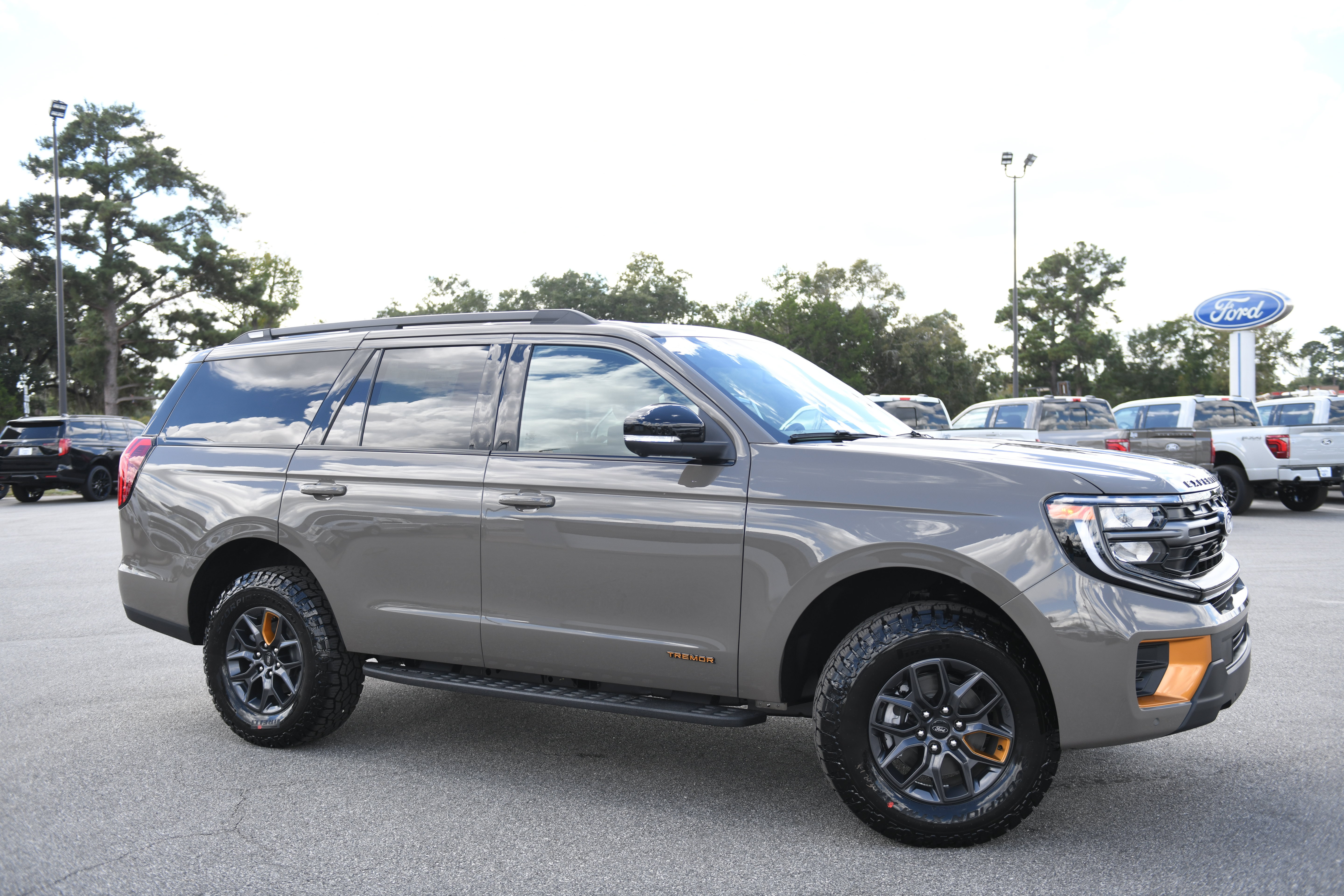 2027 Ford Expedition Tremor SUV