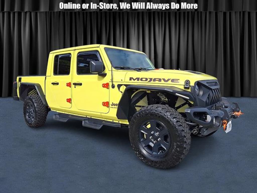 Used 2023 Jeep Gladiator Mojave Truck Crew Cab