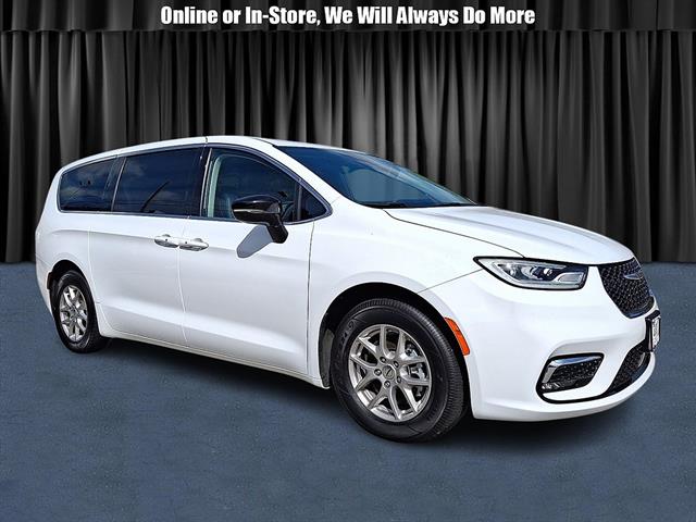 2024 Chrysler Pacifica