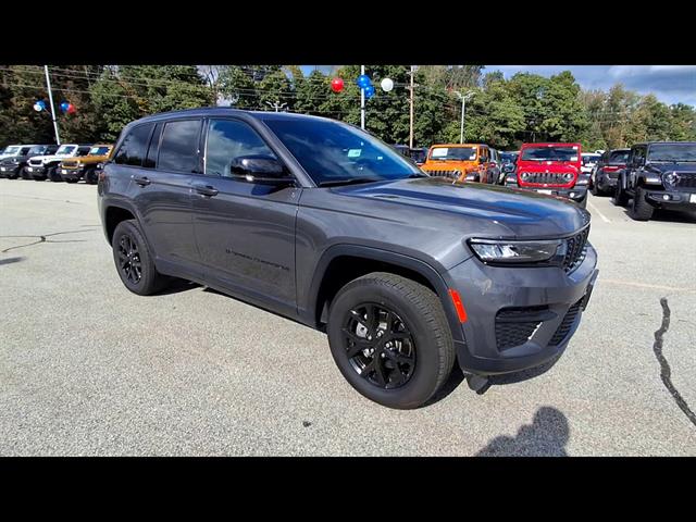 Used 2024 Jeep Grand Cherokee Altitude X SUV