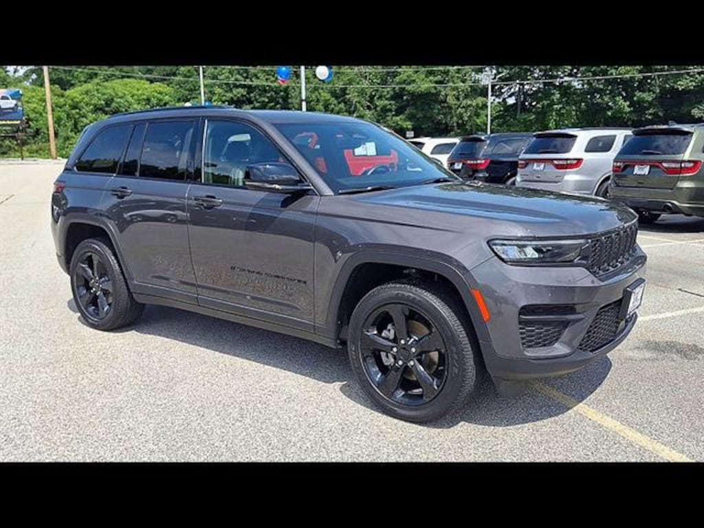 Used 2024 Jeep Grand Cherokee Altitude X SUV