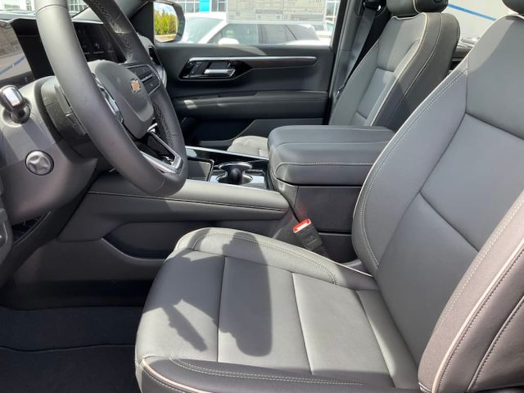 New 2026 Chevrolet Suburban Premier SUV