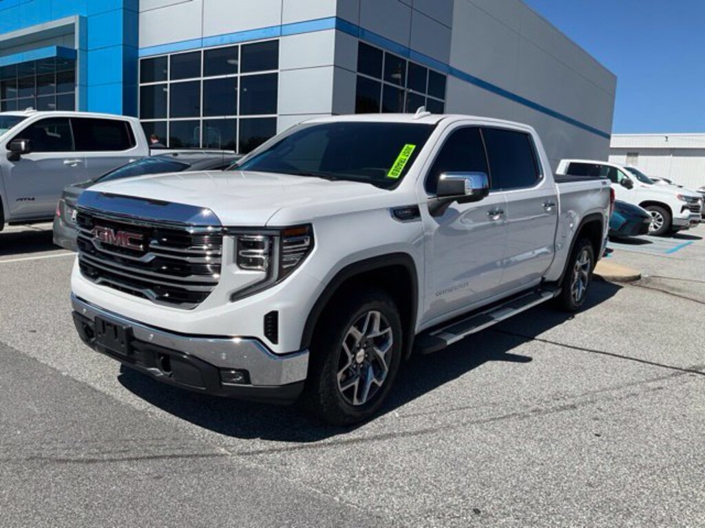 Used 2024 GMC Sierra 1500 SLT Truck