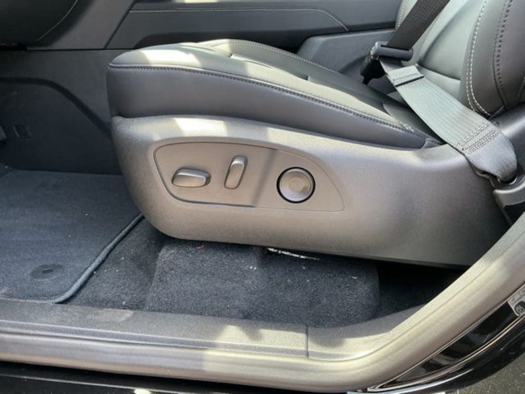 New 2026 GMC Acadia Elevation SUV