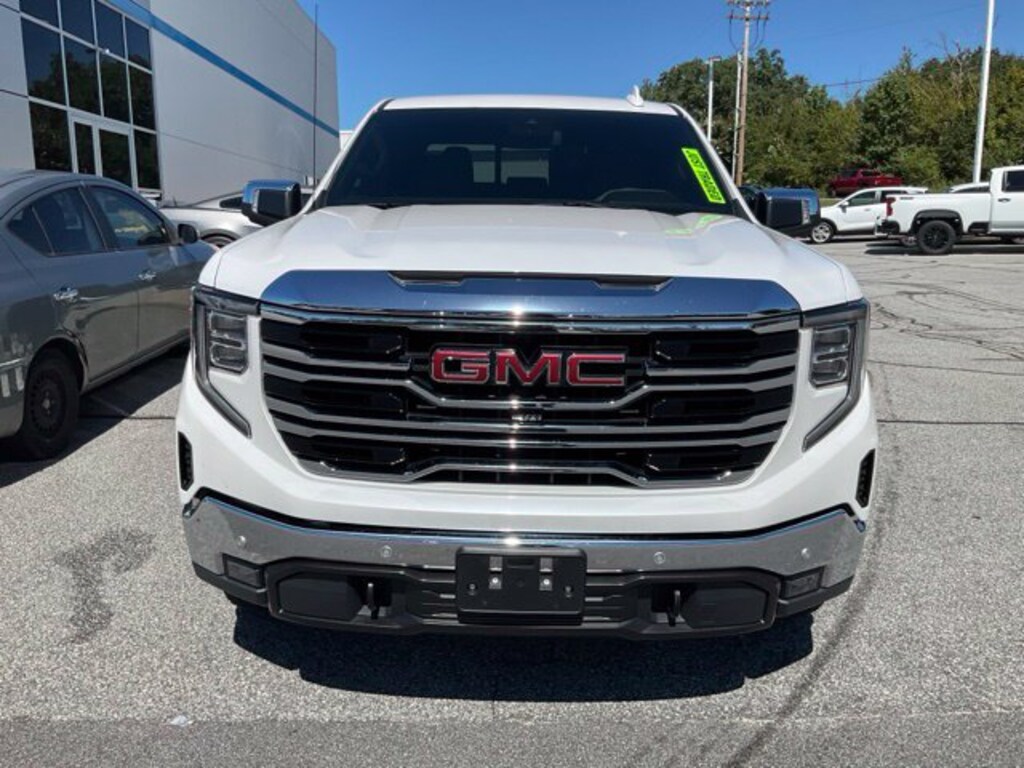 Used 2024 GMC Sierra 1500 SLT Truck