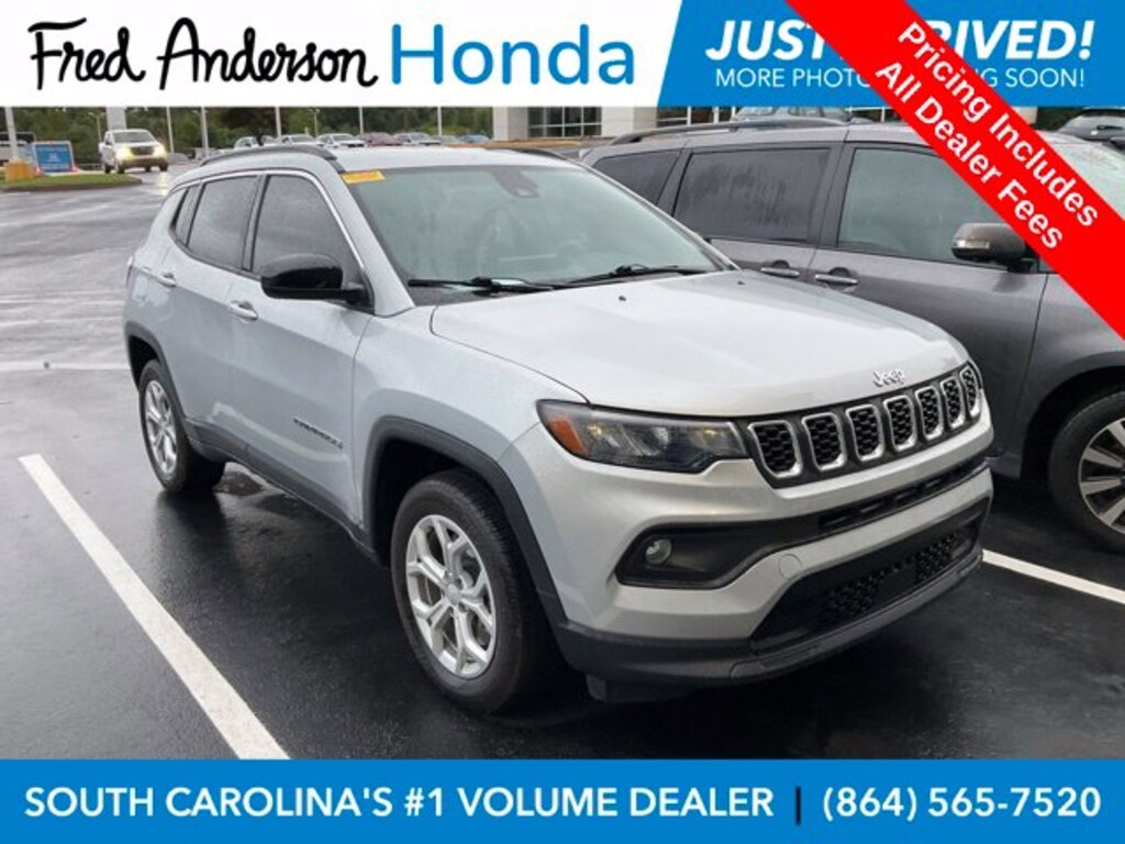 Used 2024 Jeep Compass Latitude SUV