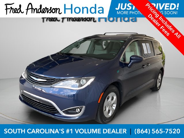  Chrysler Pacifica Hybrid