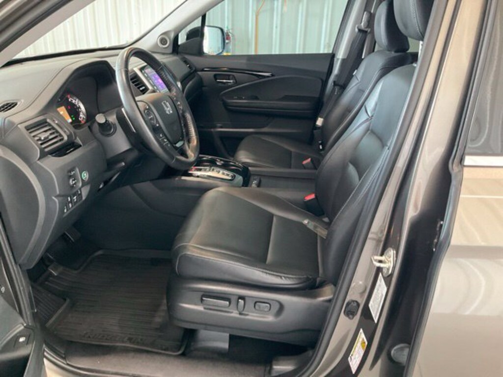 Certified 2020 Honda Ridgeline RTL-E Truck
