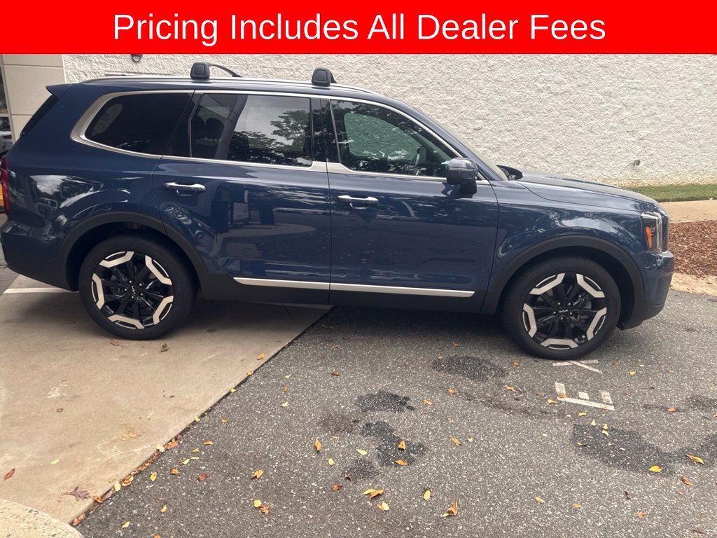 Used 2024 Kia Telluride S SUV