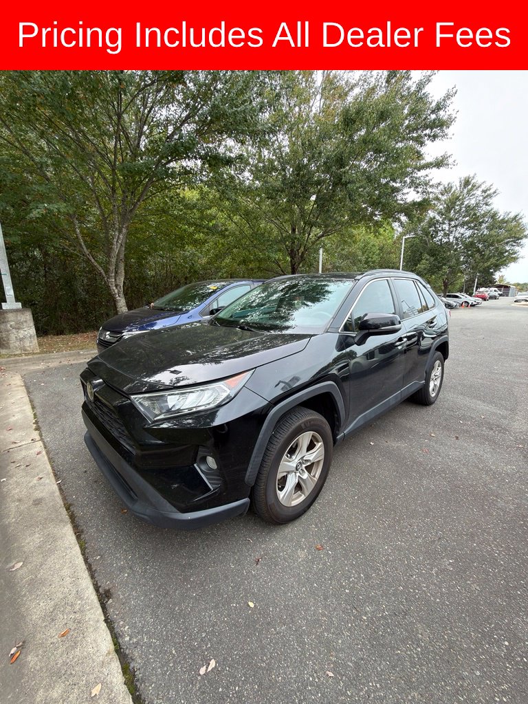 Used 2021 Toyota RAV4 XLE SUV