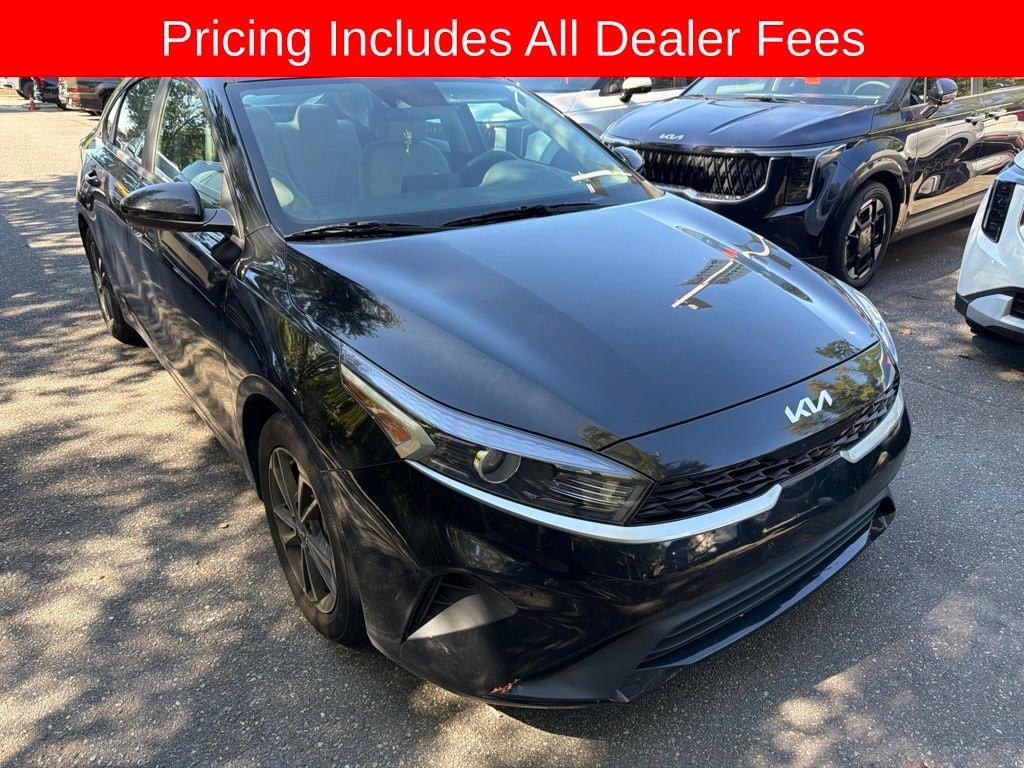 Used 2023 Kia Forte LXS Sedan