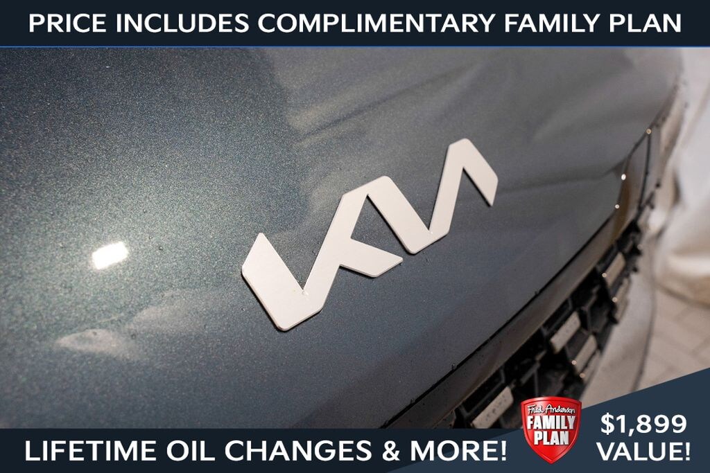 New 2026 Kia Carnival SX Van Passenger Van