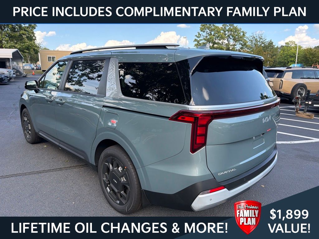New 2027 Kia Carnival Hybrid EX Minivan/Van