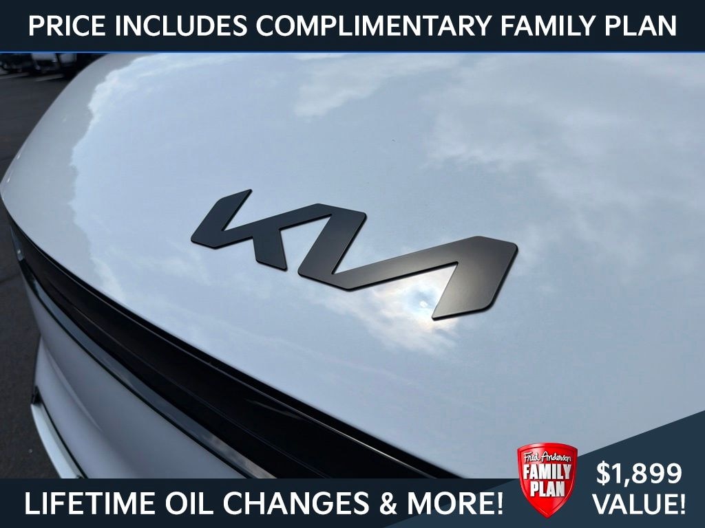 New 2026 Kia EV9 Land SUV