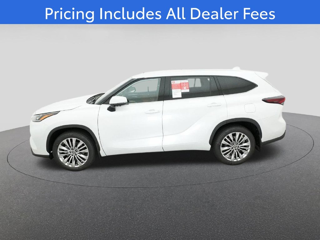 New 2026 Toyota Highlander Platinum SUV