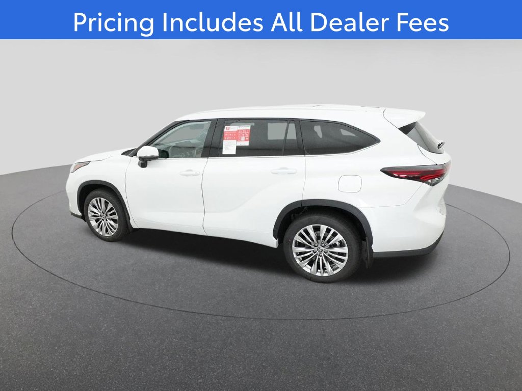 New 2026 Toyota Highlander Platinum SUV