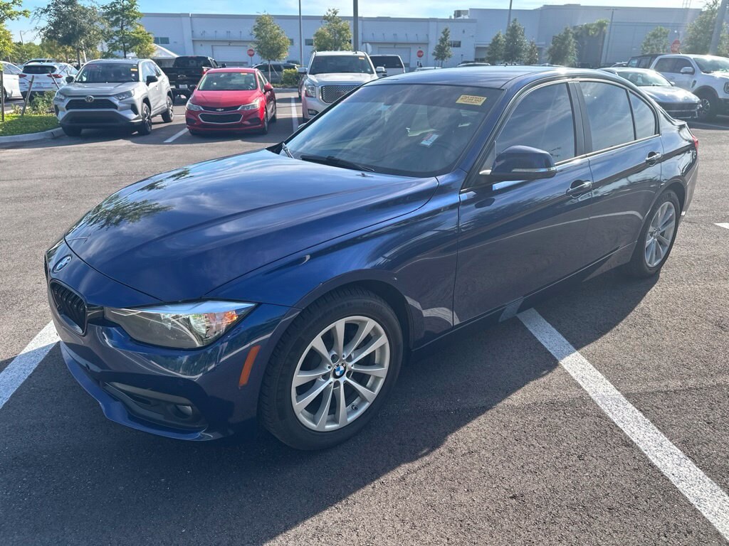 Used 2016 BMW 3 Series 320i Sedan