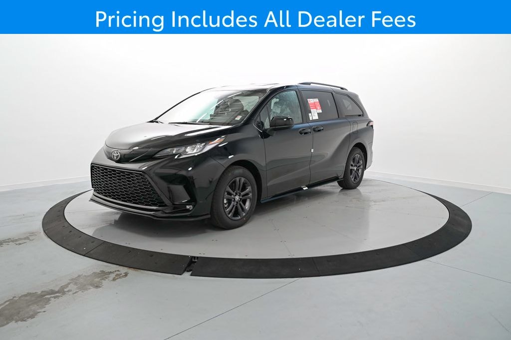 New 2026 Toyota Sienna XSE Minivan/Van