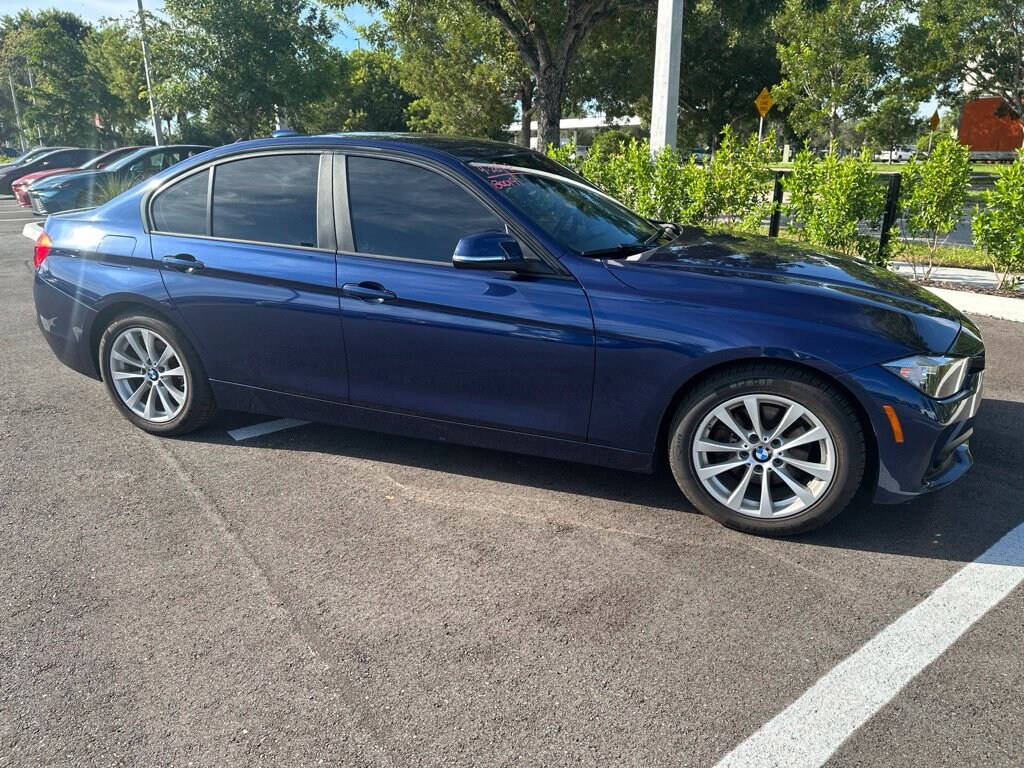 Used 2016 BMW 3 Series 320i Sedan