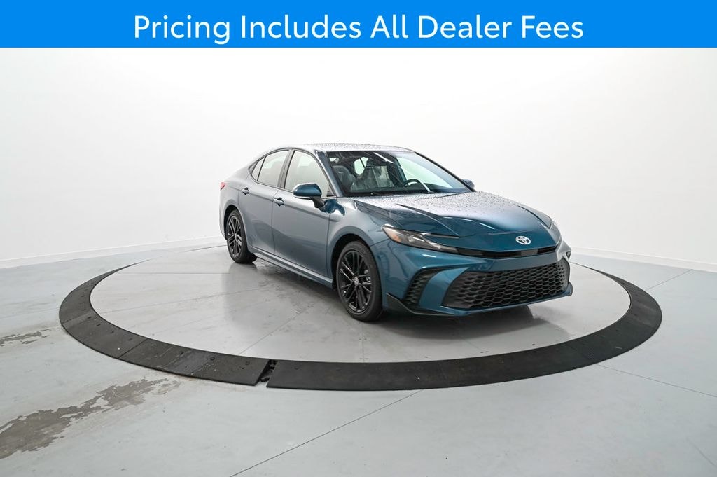New 2026 Toyota Camry SE Sedan