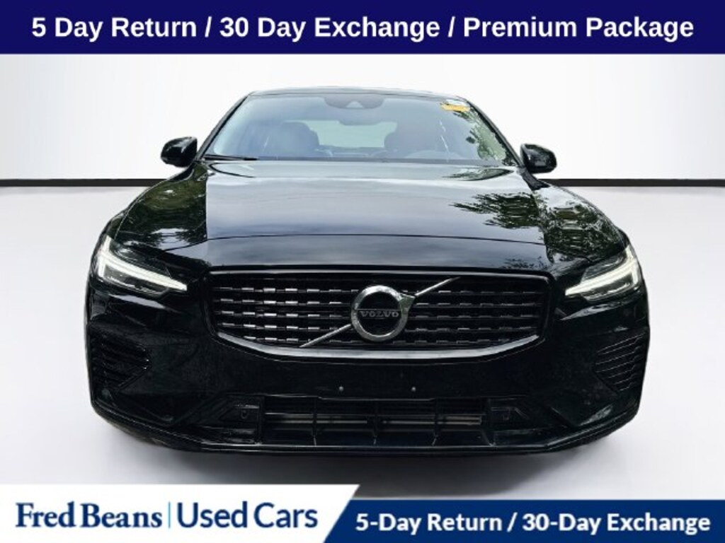 Used 2022 Volvo S60 Recharge Plug-In Hybrid T8 R-Design Expression Extended Range Sedan