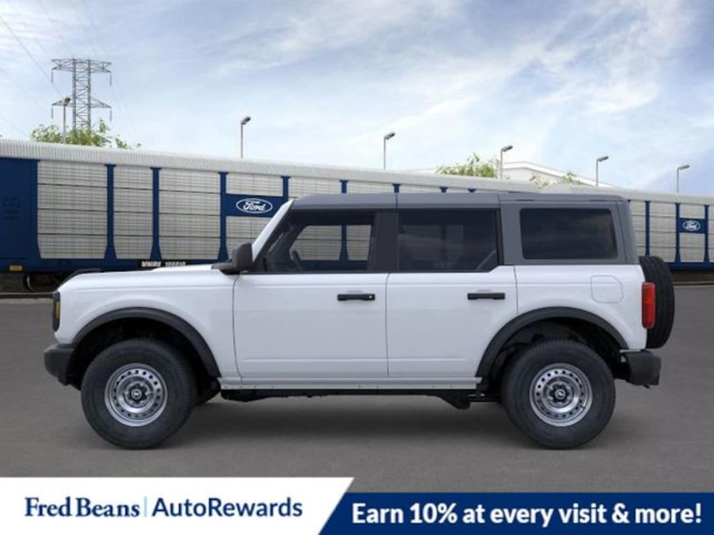 New 2025 Ford Bronco Base SUV