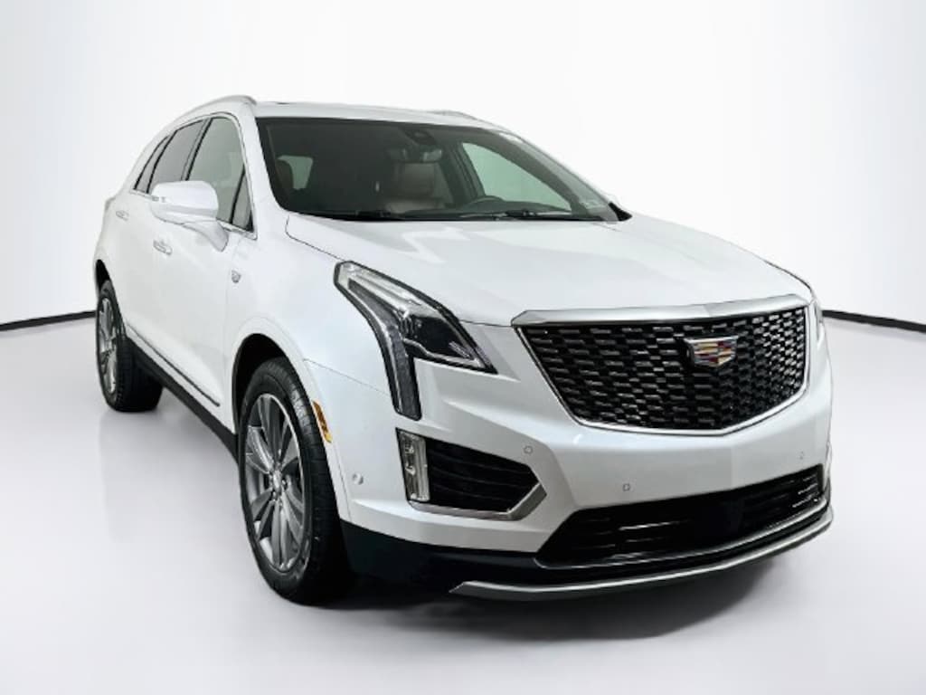 New 2025 CADILLAC XT5 Premium Luxury SUV