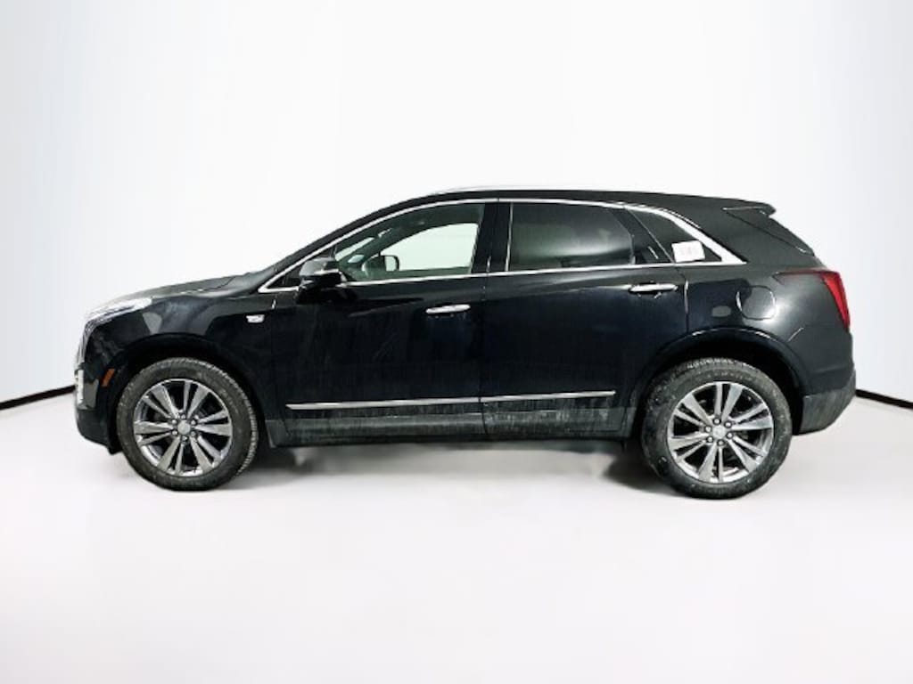 New 2025 CADILLAC XT5 Premium Luxury SUV