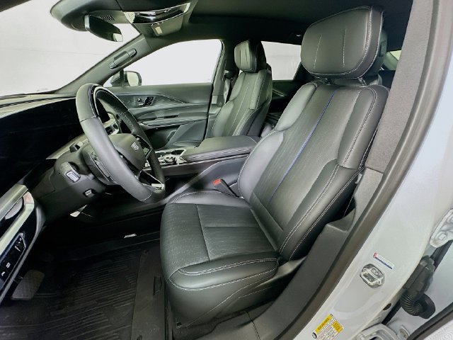 2026 Cadillac LYRIQ Luxury - Photo 18