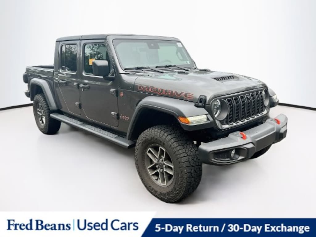 Used 2024 Jeep Gladiator Mojave Truck Crew Cab