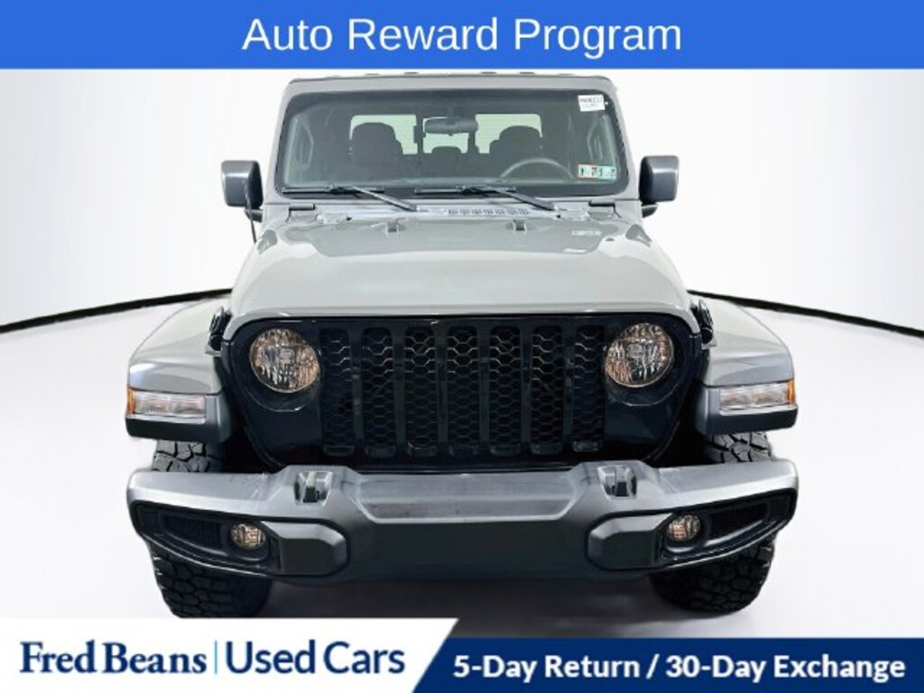 Used 2023 Jeep Gladiator Willys Truck Crew Cab