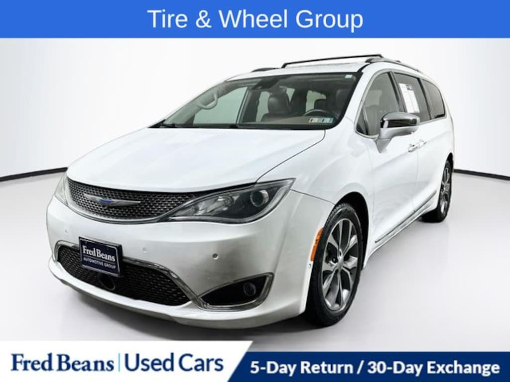 Used 2018 Chrysler Pacifica Limited Van