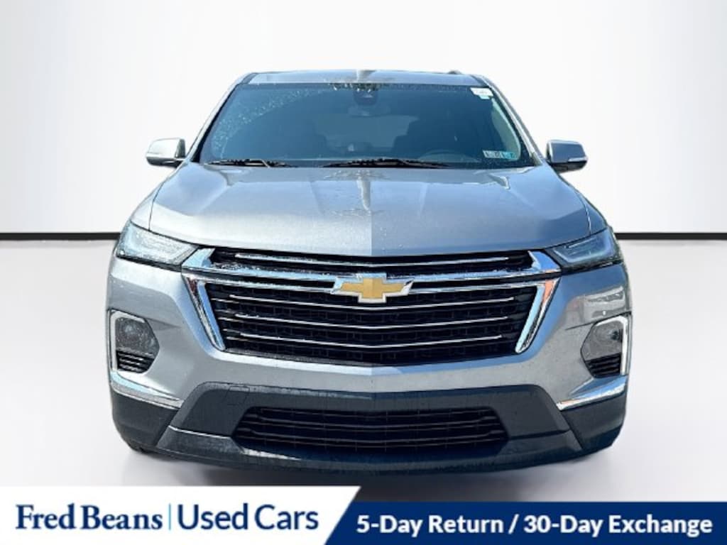 Used 2023 Chevrolet Traverse LT SUV