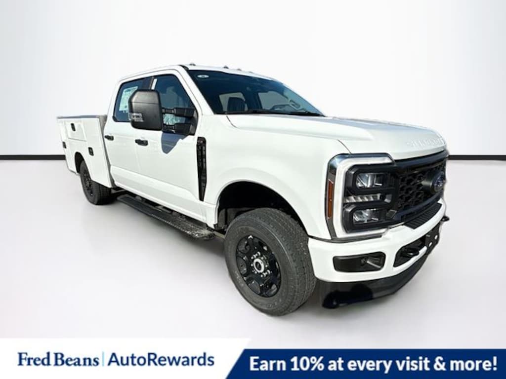 New 2026 Ford F-350 XL Truck Crew Cab