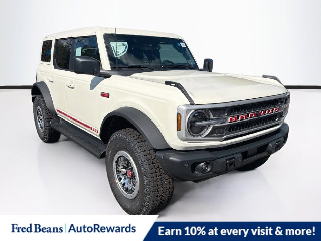 New 2026 Ford Bronco Outer Banks SUV