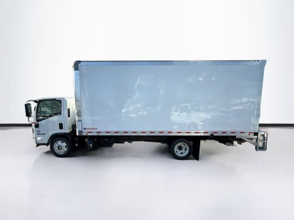 New 2026 Isuzu NRR Chassis