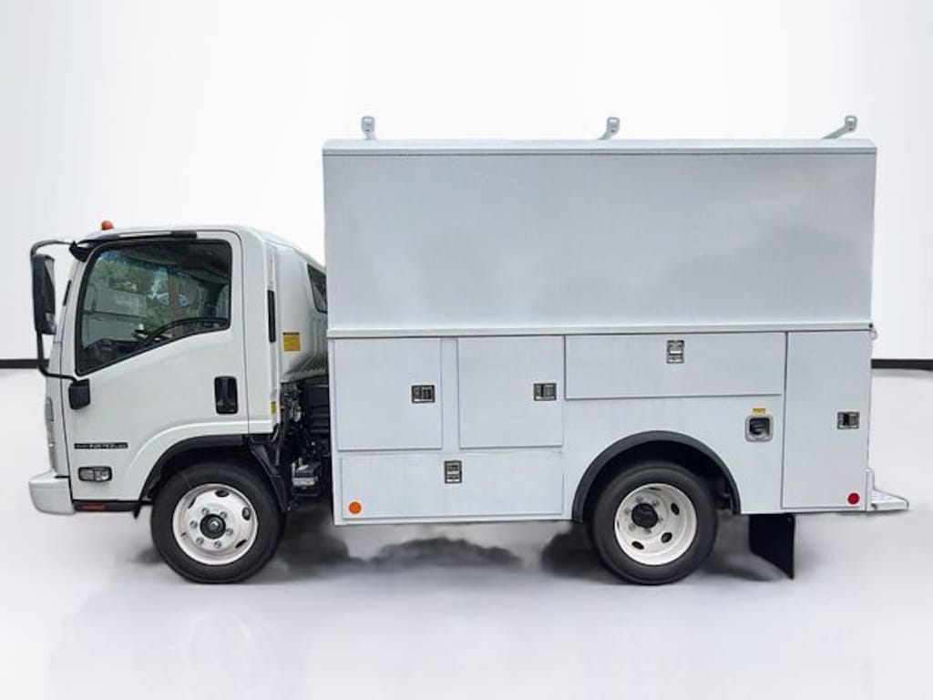 New 2025 Isuzu NPR 11ft Reading Enclosed Service Body