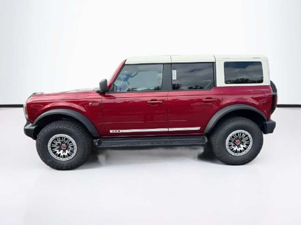 New 2026 Ford Bronco Outer Banks SUV