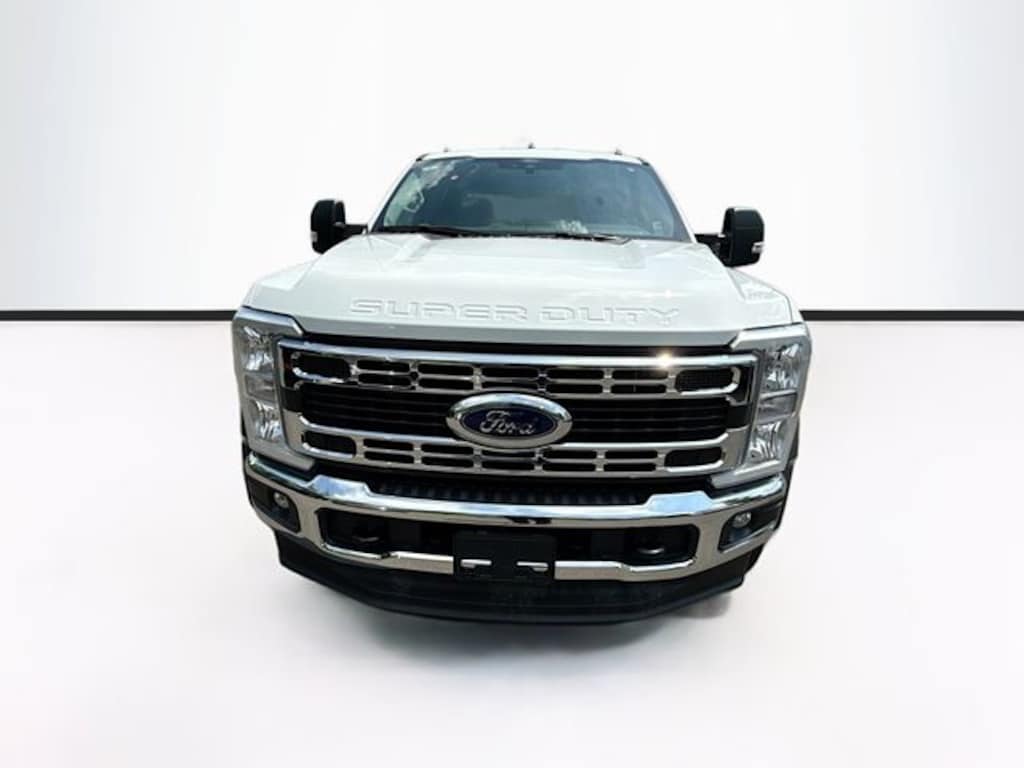 New 2026 Ford F-450 Chassis XL Truck Crew Cab