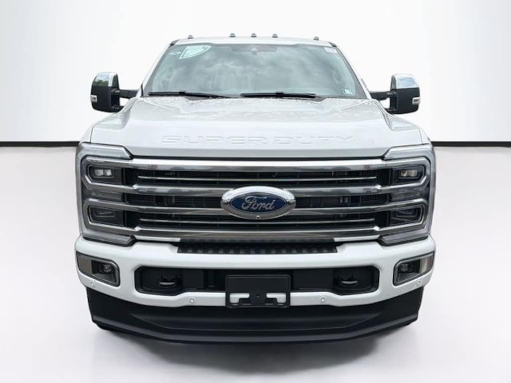 New 2026 Ford F-250 Platinum Truck Crew Cab