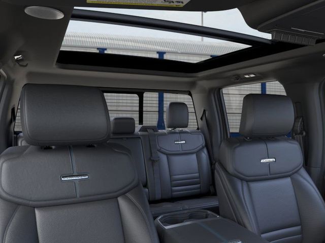2026 Ford F-350 Super Duty Platinum - Photo 24