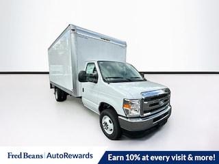 2027 Ford E-450 Cutaway Base Truck