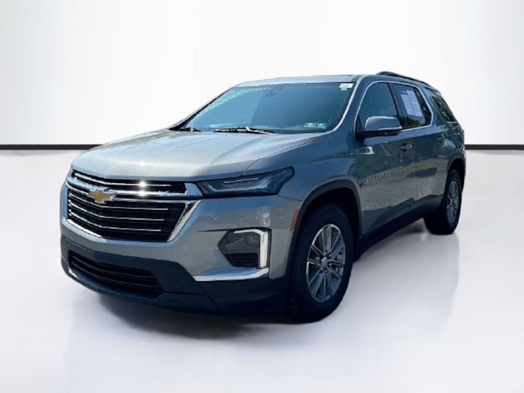 Used 2023 Chevrolet Traverse LT SUV