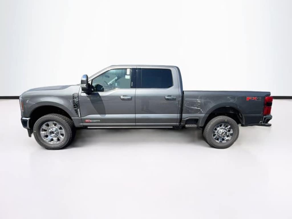New 2026 Ford F-350 Lariat Truck Crew Cab